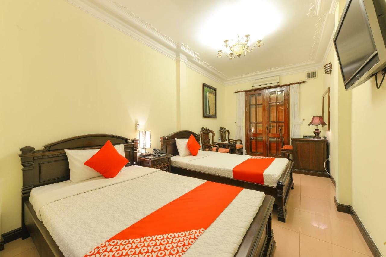 Lucky 2 Hotel & Travel Hanoi Buitenkant foto