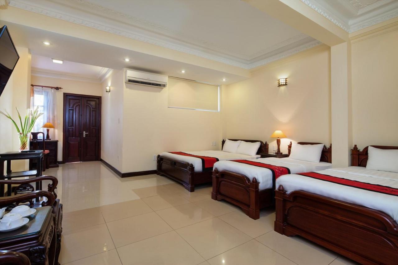 Lucky 2 Hotel & Travel Hanoi Buitenkant foto