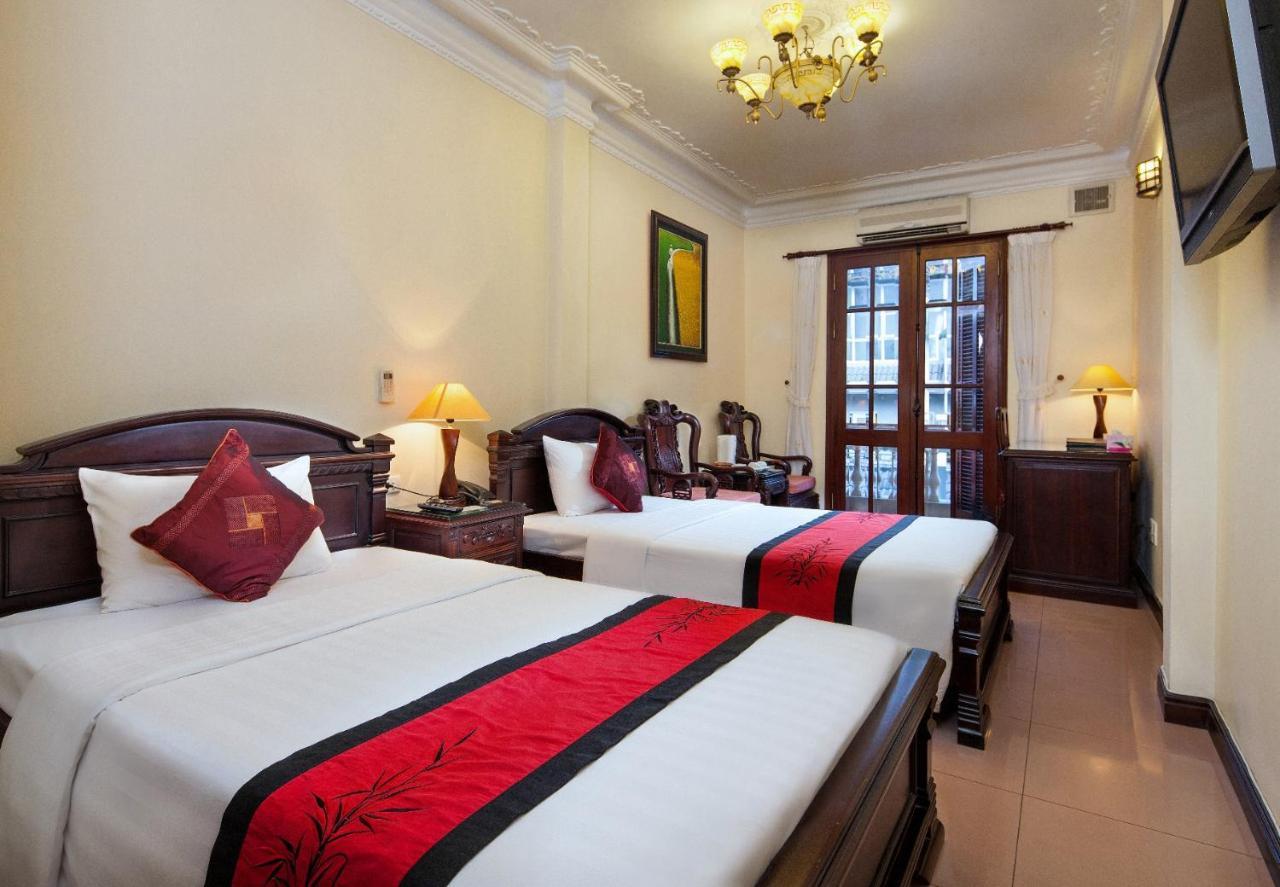 Lucky 2 Hotel & Travel Hanoi Buitenkant foto